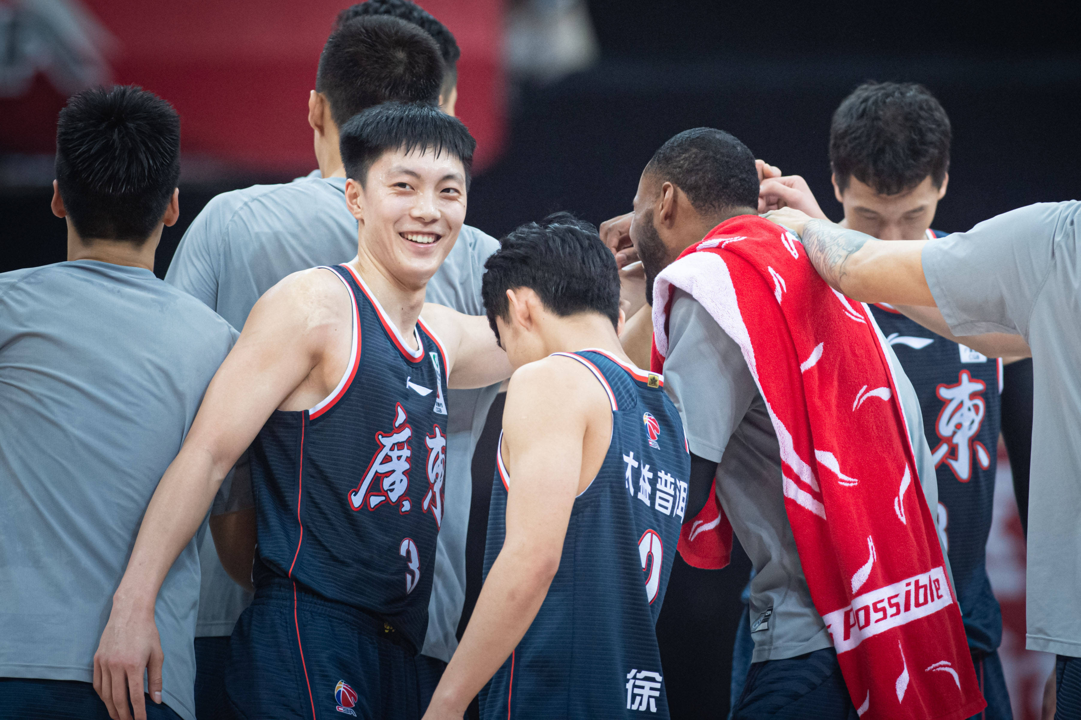 湖南男篮成功击败强敌,展现出色适应能力 湖南男篮成功击败强敌,展现出色适应能力