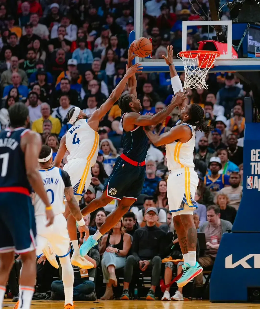 精彩绝伦,球星对决吸睛无数的简单介绍 精彩绝伦,球星对决吸睛无数的简单介绍