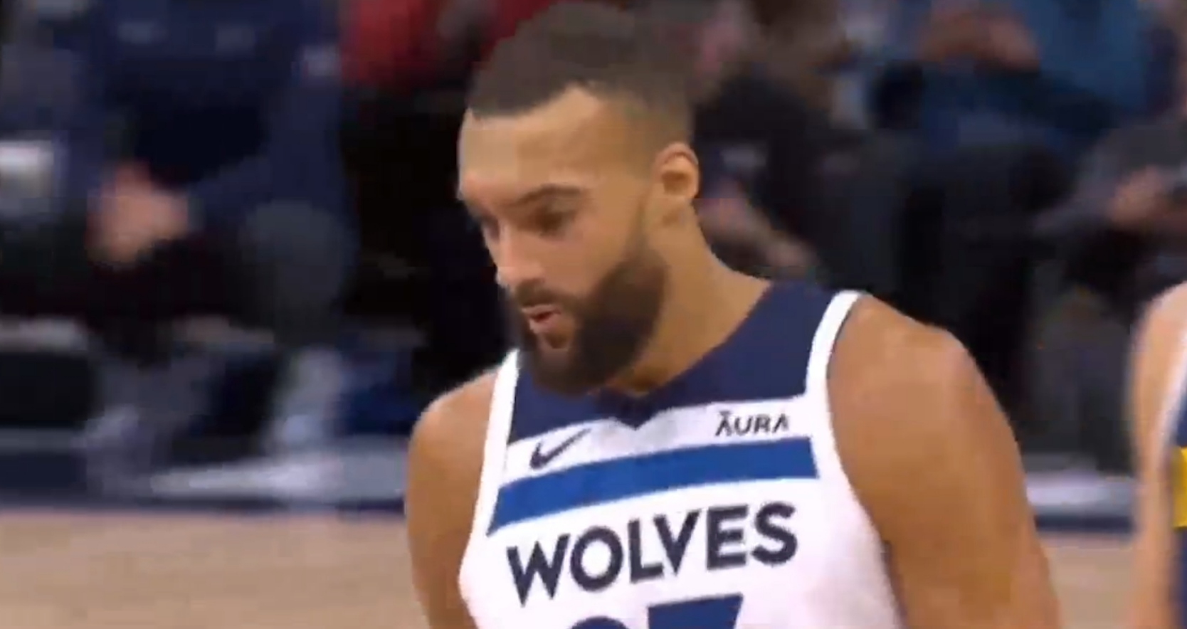 关于独行侠翻盘江苏队,戈贝尔扛起全队的信息 关于独行侠翻盘江苏队,戈贝尔扛起全队的信息