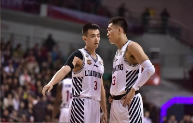 篮网完胜马刺,张镇麟关键制胜 篮网完胜马刺,张镇麟关键制胜